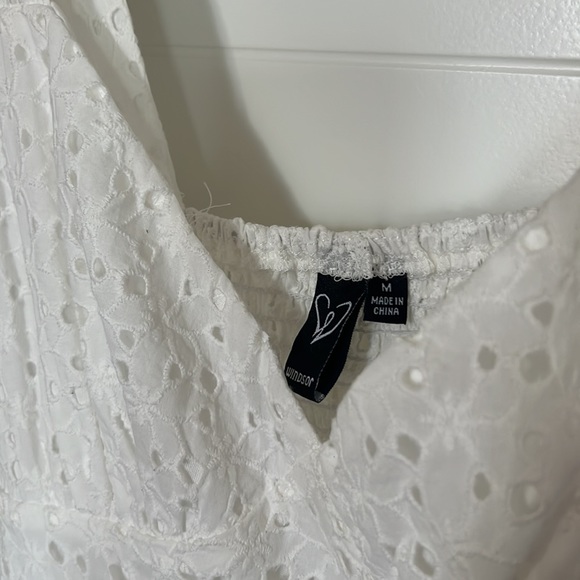 White dress - Picture 3 of 6